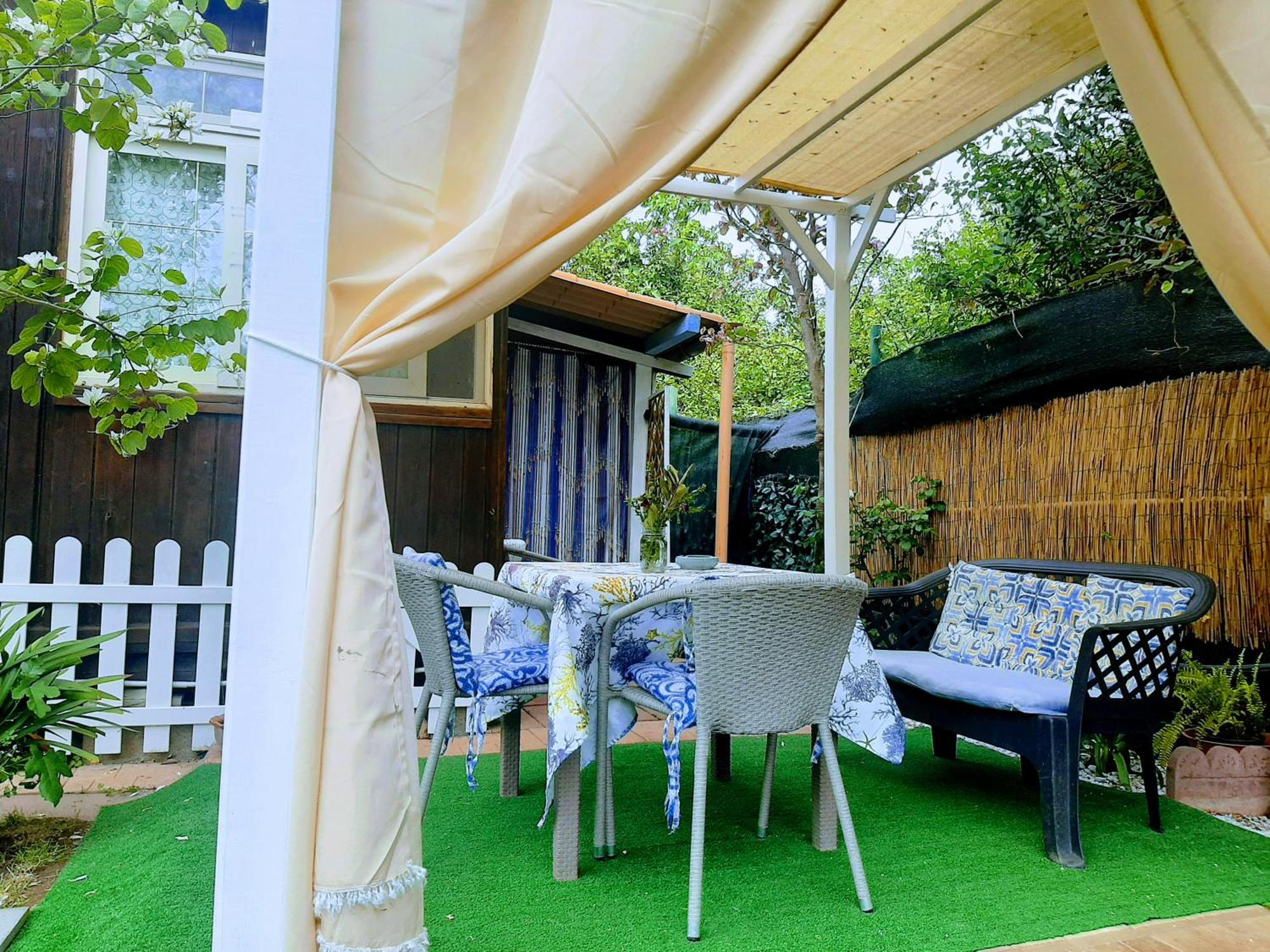 Tom E Jerry Bed and Breakfast Domus De Maria Esterno foto